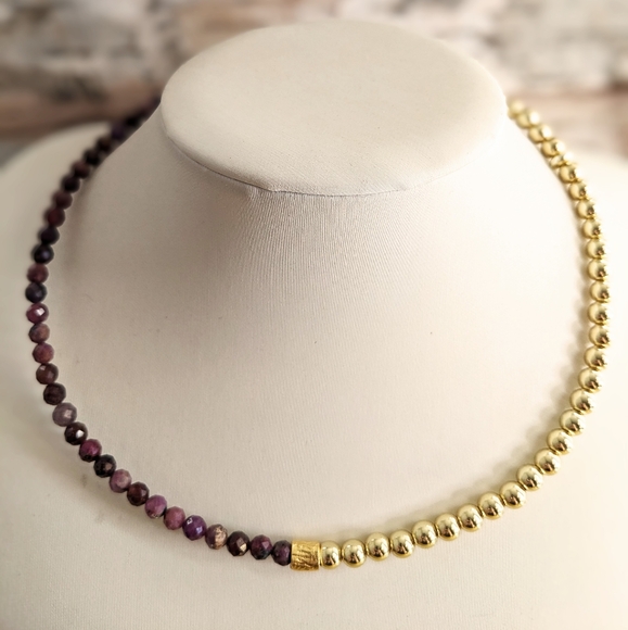 Natural Red And Pink Ruby In Assymetrical Gold Beaded Choker/Necklace - Picture 5 of 9